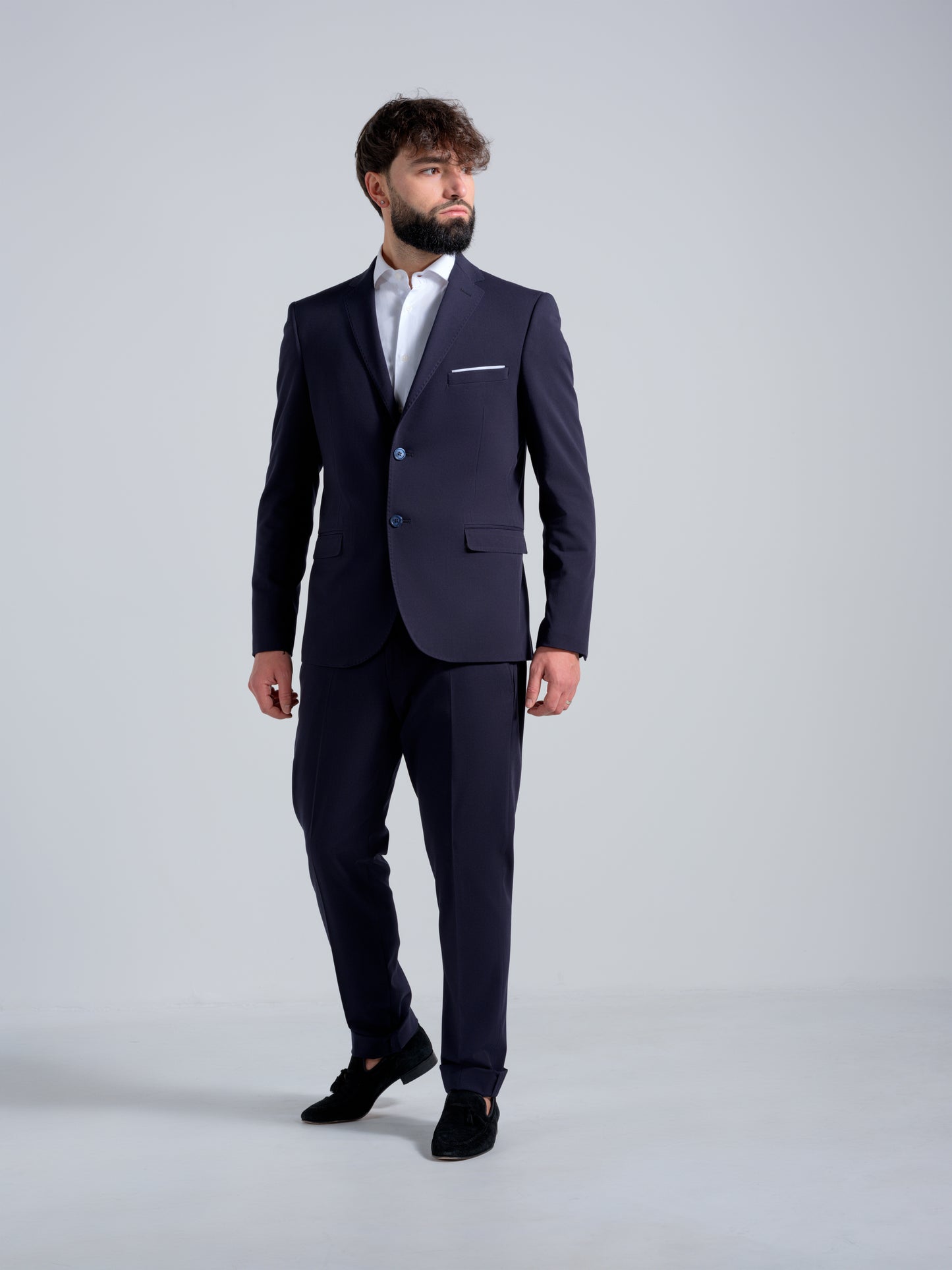TAILORED-FIT NAVY SUIT