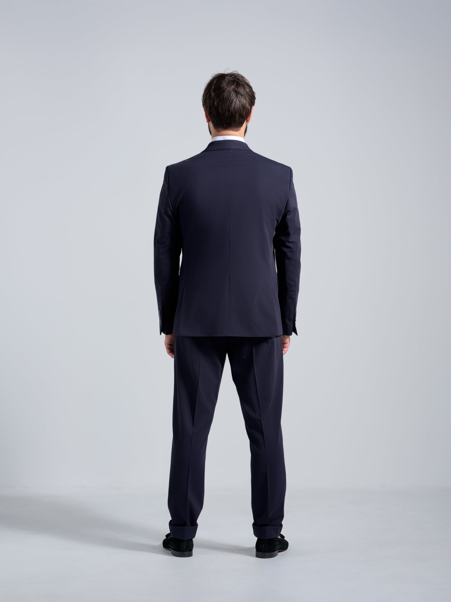 TAILORED-FIT NAVY SUIT